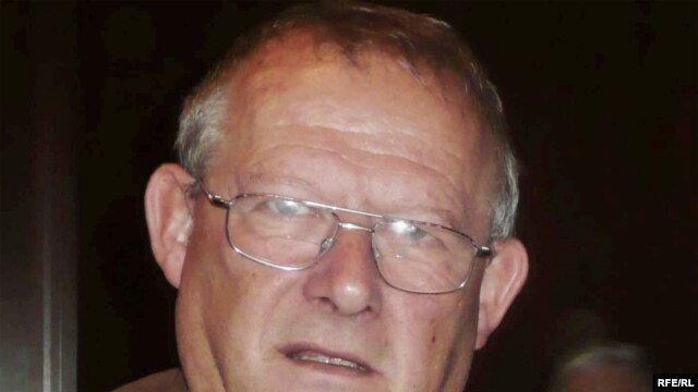 Adam Michnik: "Democracy does not just solve everything. Democracy offers freedom and basic civil rights. But democracy cannot decide who of us will be happy."