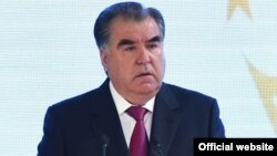 Эмомали Рахмон, Тәжікстан президенті.
