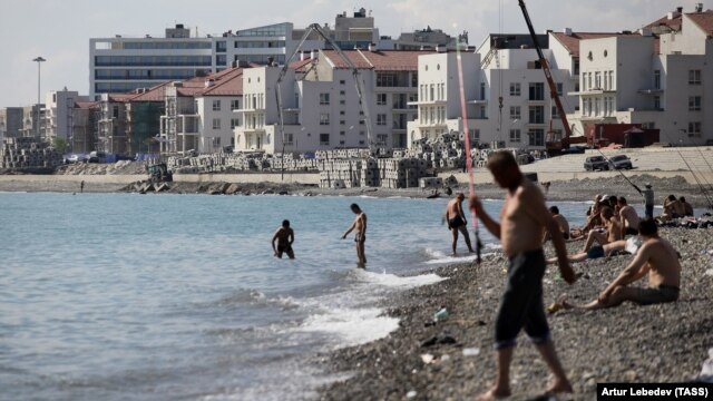 Пляж в Олимпийском парке Сочи 