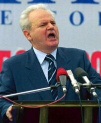 Slobodan Milosevic delivering an election speech in September 2000 (epa)