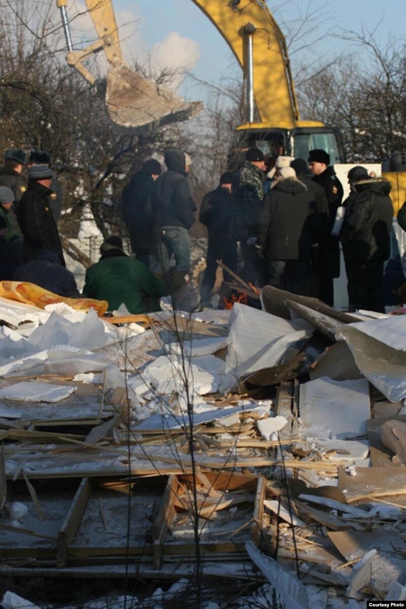 В Москве появился свой Шанырак – в Речнике сносят дома посреди зимы