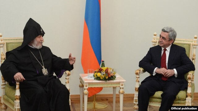 Armenia - Catholicos Garegin II (L) meets President Serzh Sarkisian to congratulate him on winning a second term, Yerevan, 19Feb2013.