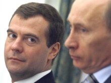 Russia -- President Vladimir Putin (R) and First Deputy Prime Minister Dmitry Medvedev at the Kremlin in Moscow, 28Feb2008