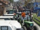 Vlada nema novca, traktori ostaju na putevima