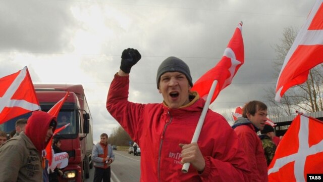 Members of the Nashi youth group led anti-Estonian demonstrations in May 2007. Did they also lead the cyberattacks on the country?