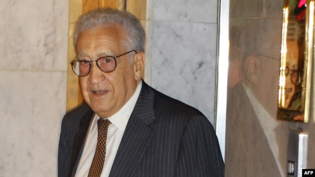 UN peace envoy Lakhdar Brahimi after his arrival in Damascus on September 13.