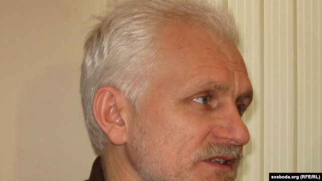 Ales Byalyatski's Vyasna group campaigns on behalf of political prisoners.