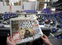 Issue of 'Bild' with photos of German soldiers (epa)