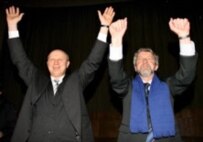 Milinkevich (right) with Kazulin at an opposition election rally in Minsk in March (epa)