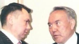 Rakhat Aliev (left) and his former father-in-law, Kazakh President Nursultan Nazarbaev