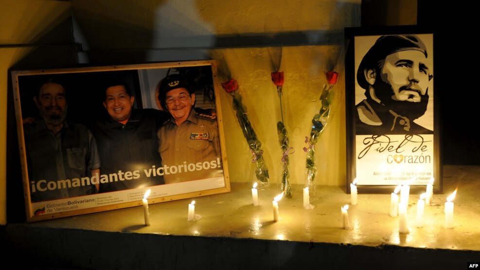 An impromptu candlelit shrine to Fidel Castro appeared outside Havana University following the announcement that the longtime Cuban leader had died.