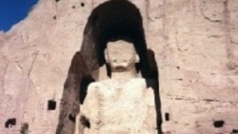 One of the Buddha statues in the Bamiyan Valley, before its destruction by the Taliban in May 2001.