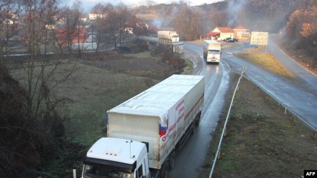Konvoj sa ruskom humanitarnom pomoći ušao je na Kosovo, 16. decembar 2011.