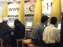 Time for a coffee -- or two -- while you wait at this Tehran Internet cafe (AFP)