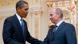 U.S. President Barack Obama and Russian President-elect Vladimir Putin (file photo)