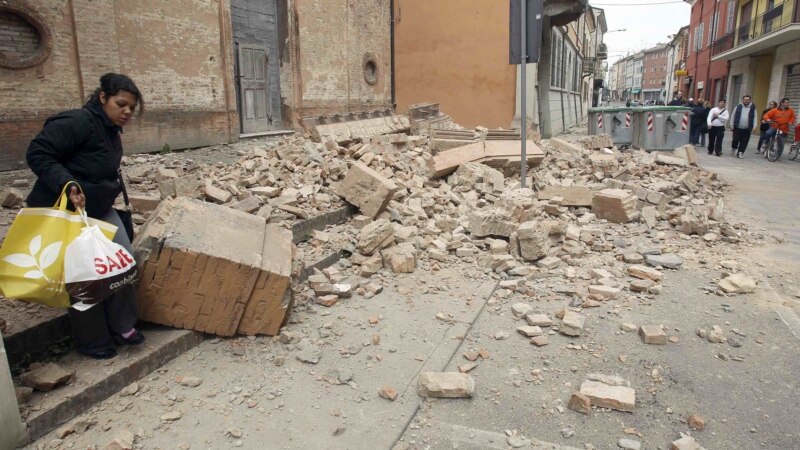 Oblast pogođenu zemljotresom napustilo 5.000 ljudi
