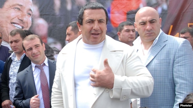 Armenia - Prosperous Armenia Party leader Gagik Tsarukian at an election campaign rally, 30Apr2012.