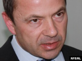 Serhiy Tihipko is a former central bank governor.
