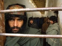 Suspected Taliban fighters captured in northern Afghanistan in 2002 (Bymedia.net)