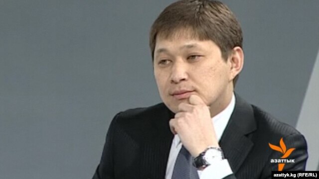 <b>Sapar Isakov</b> - 4554A11C-1A11-4C65-8AAD-20E9E49C7274_w640_r1_s