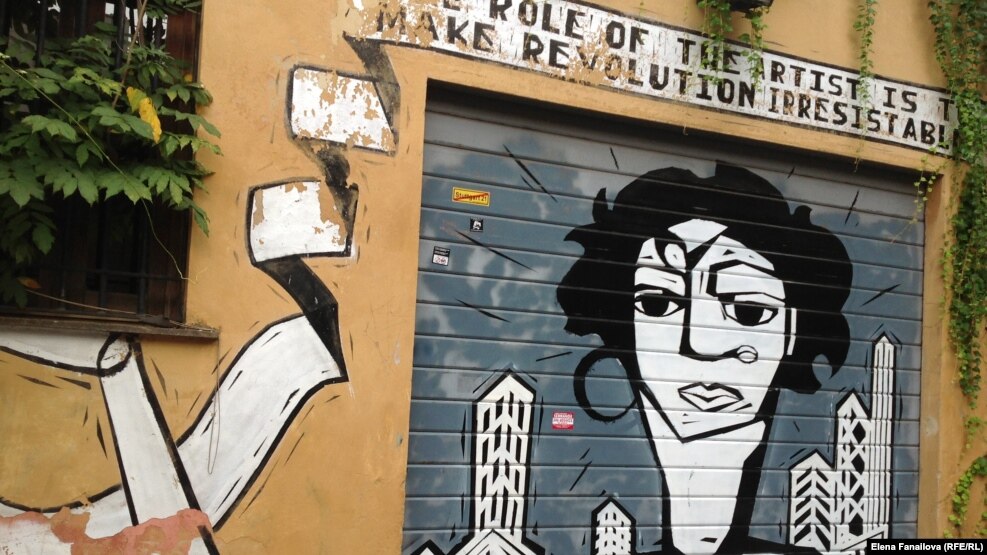 Граффити в Трастевере, районе Рима 