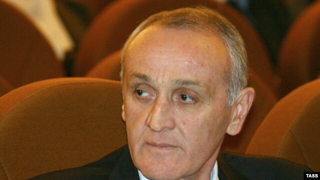 Александр Анкваб