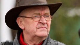 Барнаул. Гражданский активист и председатель ТСЖ Константин Емешин. Фото Владислава Комякова