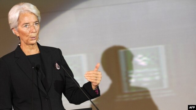 IMF chief Christine Lagarde delivers a speech at the International Finance Forum in Beijing on November 9.