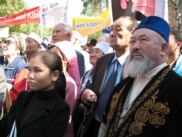 В Алматы проходит митинг в поддержку казахского языка. 21 сентября 2008 года. 