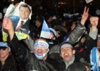 Donetsk supported Yanukovych in last year's elections (file photo)