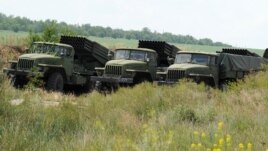 Донецк маңындағы әскери көлік. (Көрнекі сурет)
