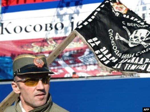 Sa protesta zbog proglašenja kosovske nezavisnosti u Beogradu, februar 2008. 