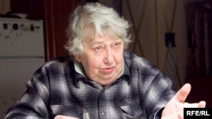 Почему Марина Салье молчала о Путине 10 лет? "Как только Собчак стал мэром, он уже имел вокруг себя команду (Путин уже там был), и тут же началось разграбление города"...