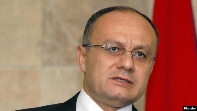 Armenia -- Defense Minister Seyran Ohanian speaks at Yerevan State University, 22Feb2011.