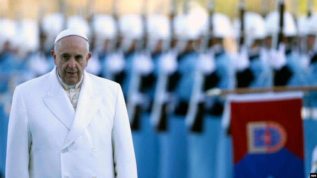 Pope Seeks Improved Interfaith Relations On Visit To Turkey