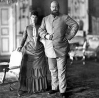 Maria Fyodorovna and Aleksandr III during a trip to Denmark in 1893 (Public domain)