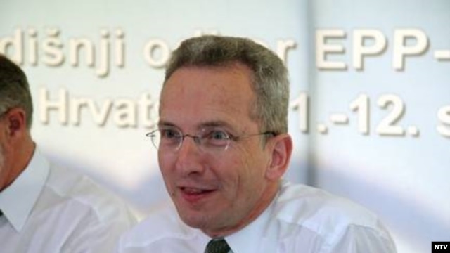 Stefan Lehne