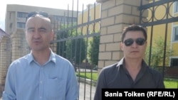 Гражданские активисты Макс Бокаев и Ерлан Башаков.