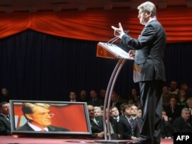Viktor Yuşşenko öz seçki proqramını açıqlayır, 23 noyabr 2009