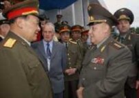 The Chinese and Russian chiefs of general staffs, Liang Guanglie and Yurii Baluyevskii, meet in Vladivostok on 18 August
