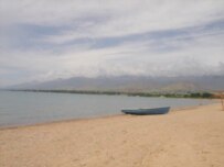 The quiet shores of Lake Issyk-Kul, the second-largest alpine lake in the world (RFE/RL)