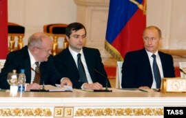 Президент протянул полезным НПО длинный рубль. Установочное заседание Общественной палаты