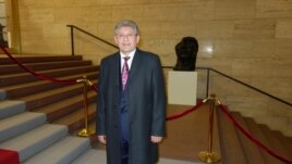 Mihai Ghimpu la ministerul german de externe, Berlin.