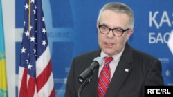 U.S. charge d'affaires in Pakistan Richard Hoagland (file photo)
