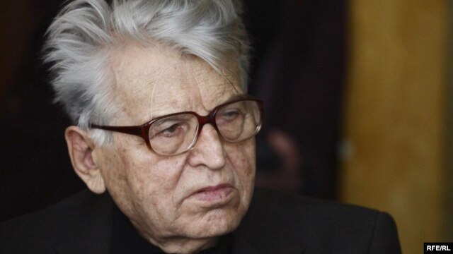 Dobrica Ćosić