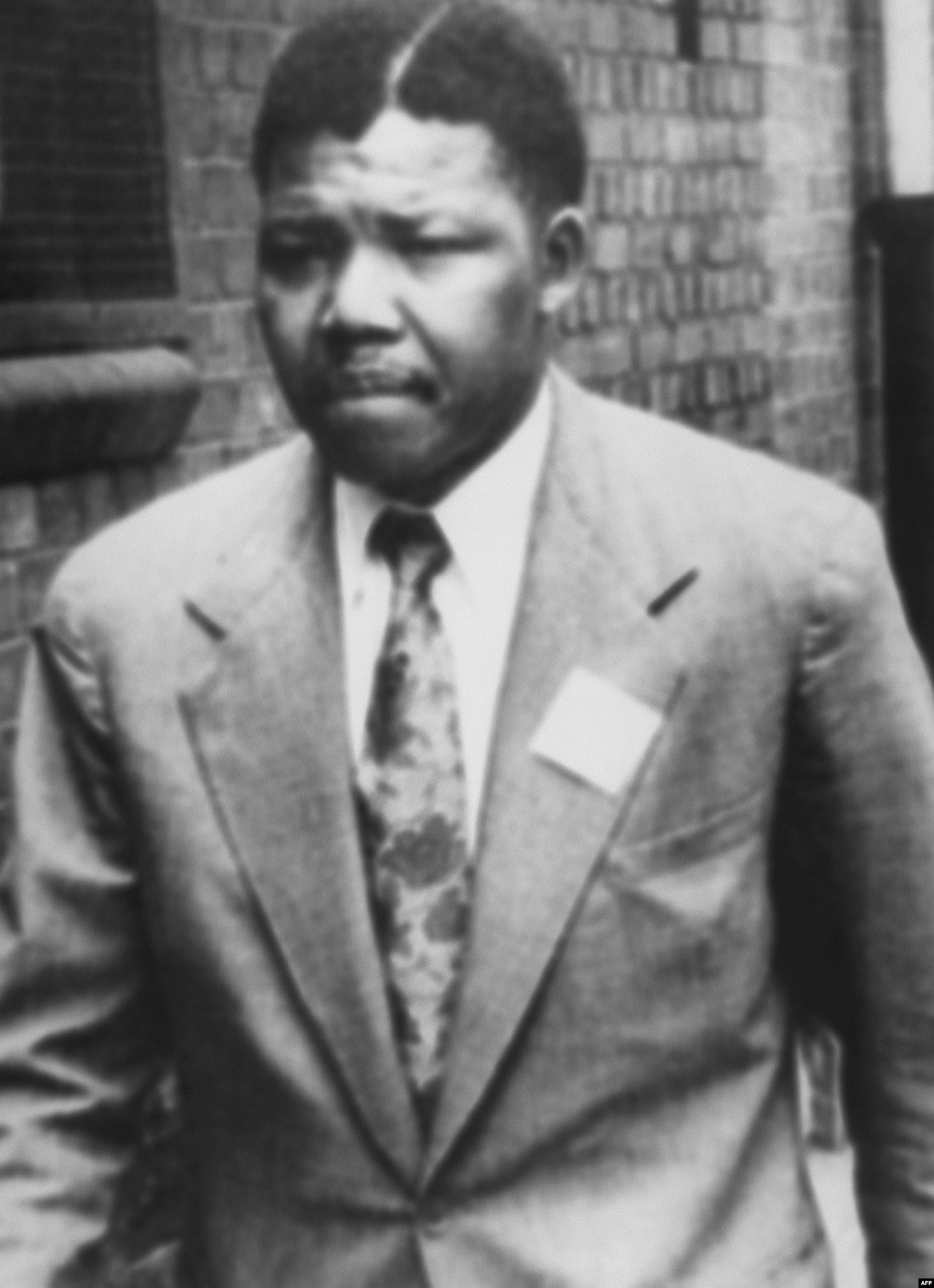 Vdes Nelson Mandela