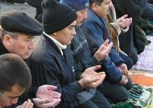 Islam -- Kazakh muslims praying