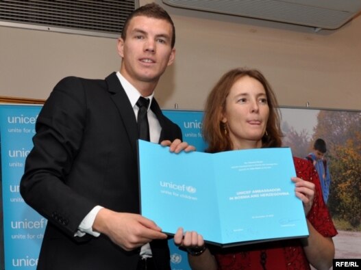 Edin Džeko, Ftografije: Midhat POturović