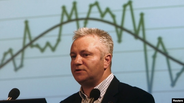 Mlađan Dinkić