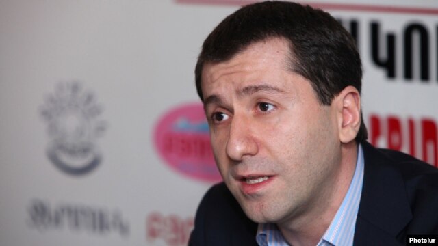 Armenia -- The human rights ombudsman, Karen Andreasian, at a press conference in Yerevan,  30Nov2011.